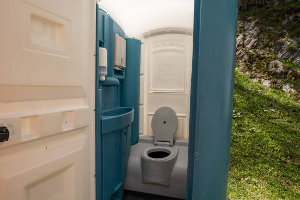 Best Sanitation services for porta potties  in Loveland Park, OH