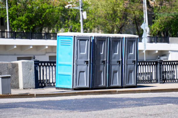 Best Porta potty delivery and setup  in Loveland Park, OH